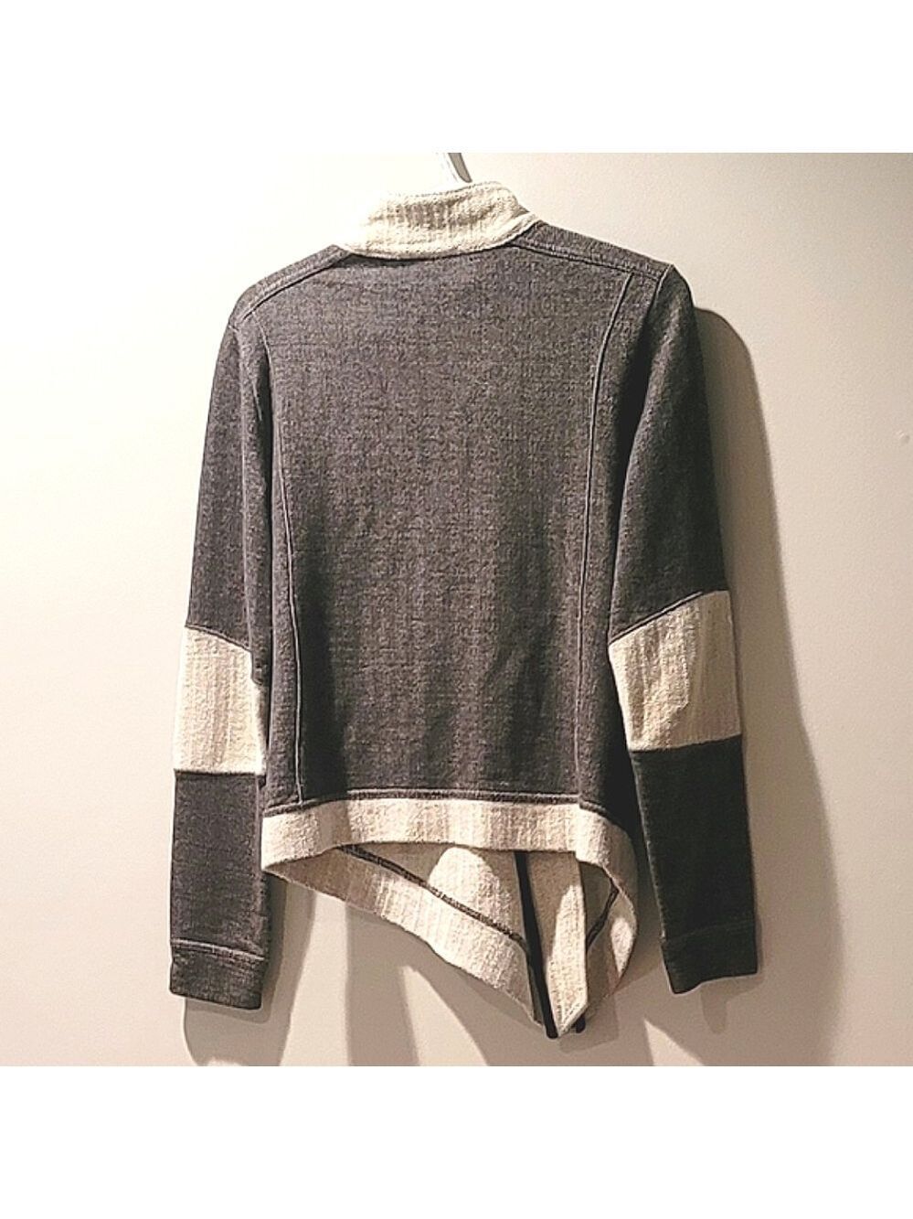 Cougar Zipped Tweed Cardigan Jacket Size M